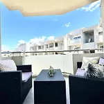 Apartman Candy Cotton - Ac, Desk With Natural Light, Pool, Terrace And High Speed Internet *