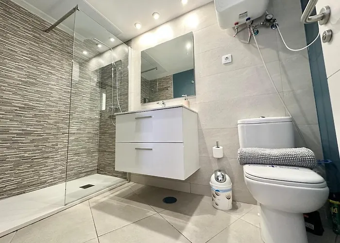 Candy Cotton - Ac, Desk With Natural Light, Pool, Terrace And High Speed Internet