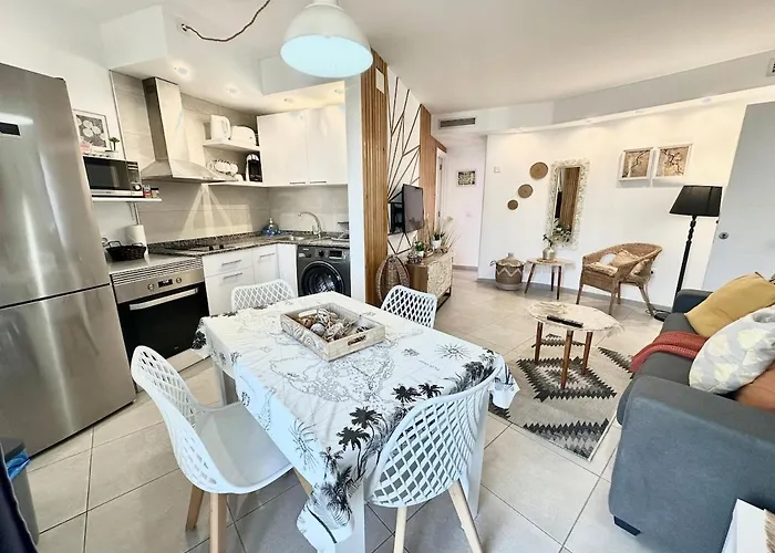 公寓 Candy Cotton - Ac, Desk With Natural Light, Pool, Terrace And High Speed Internet *