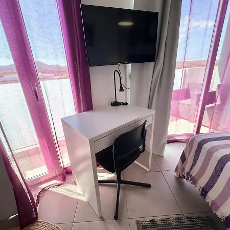 Candy Cotton - Ac, Desk With Natural Light, Pool, Terrace And High Speed Internet Apartment *