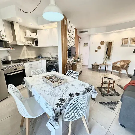 Daire Candy Cotton - Ac, Desk With Natural Light, Pool, Terrace And High Speed Internet *